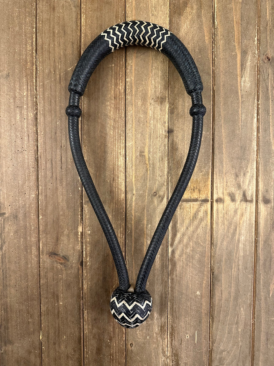 Ensemble bosal Lakota avec bosal en cuir, tête de lit en cuir brut et manteau en Ensemble bosal Lakota avec bosal en cuir, tête de lit en cuir brut et manteau en