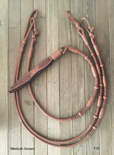 Load image into Gallery viewer, Romal Reins Kangaroo 16 Plait 110&quot; California Button Pattern-V